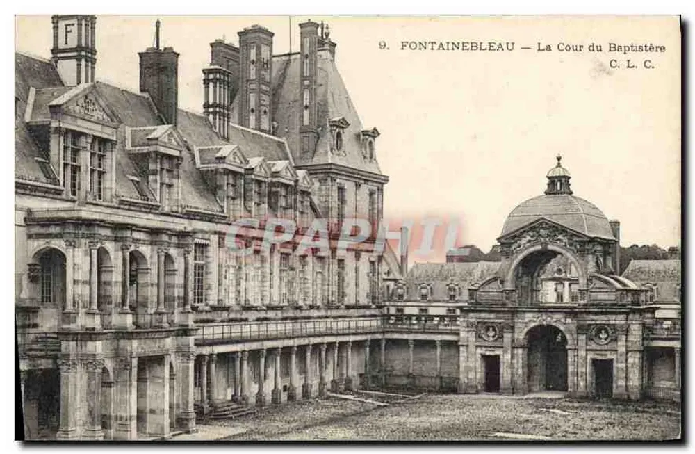 Fontainebleau — A Cour do Batistério — C. L. C. - Frente