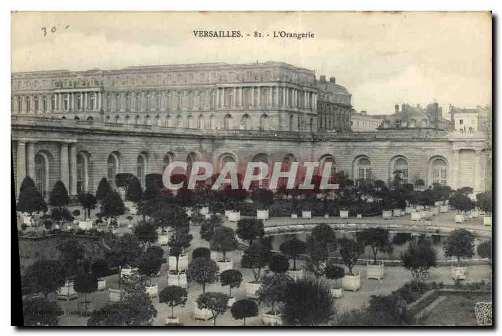 Versailles — A Orangerie — vista da Orangerie com jardim e laguinha — editor não visível - Frente