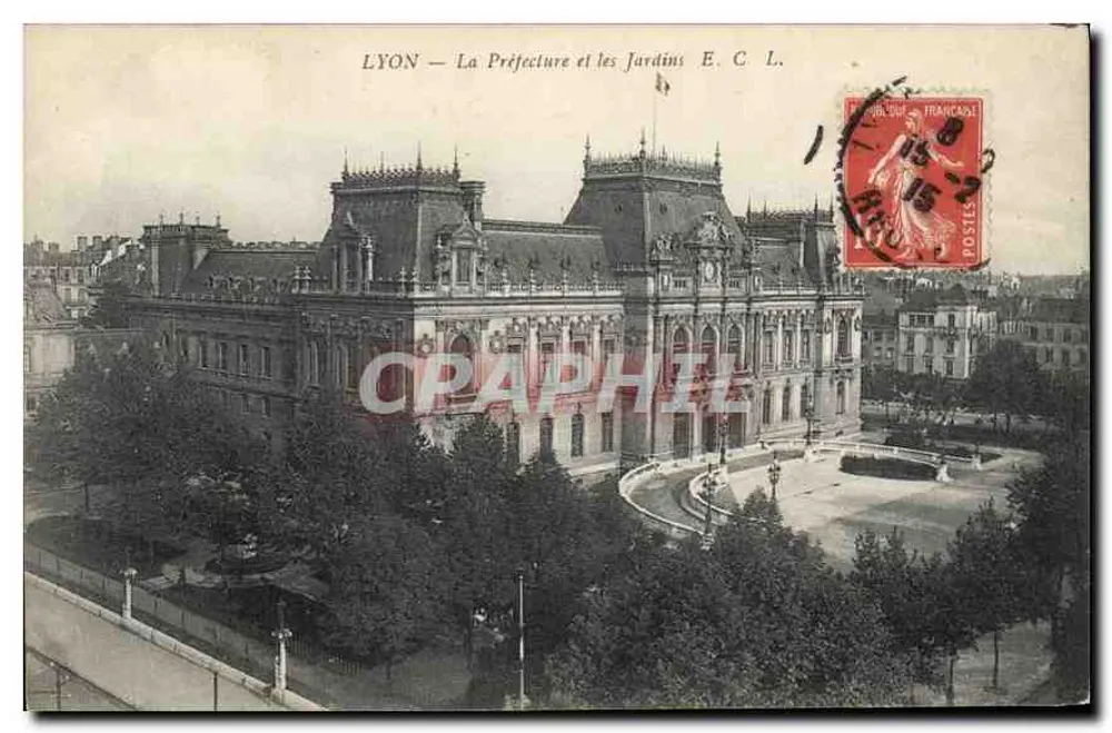 LYON — A Prefeitura e os Jardins — E. C. L. - Frente
