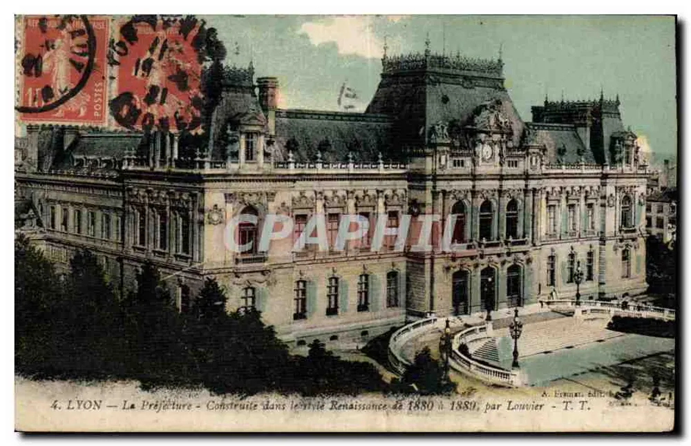 LYON — Die Präfektur — In Renaissance-Stil zwischen 1880 und 1889 errichtet, von Louvier — T. T. - Vorderseite