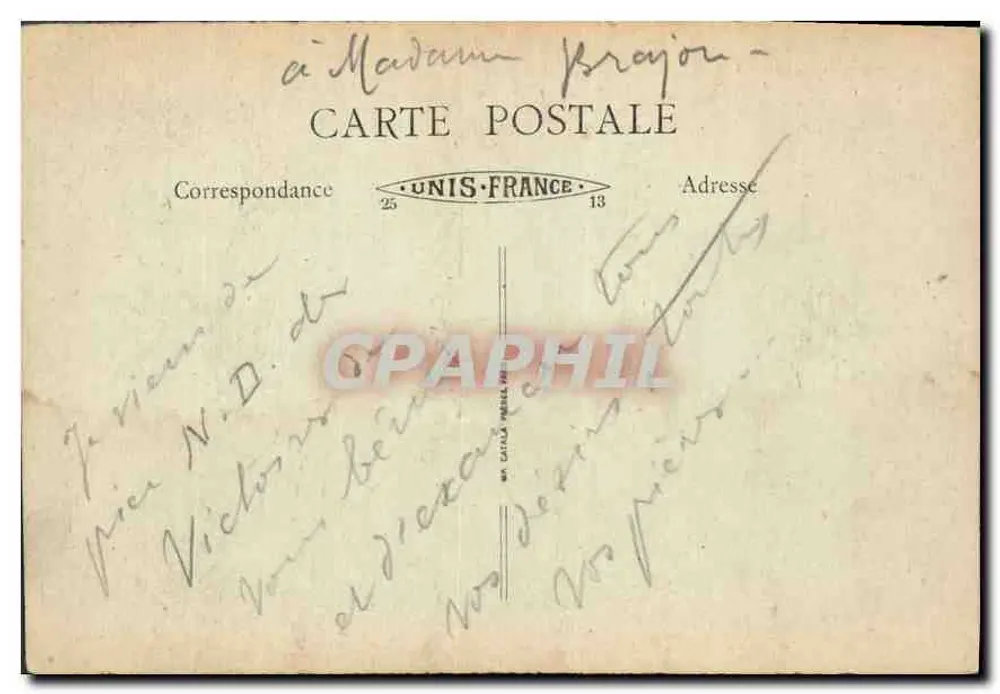 Nossa Senhora das Vitórias de Paris — estátua da Virgem com o Menino — A.C. Reprodução Proibida - Verso