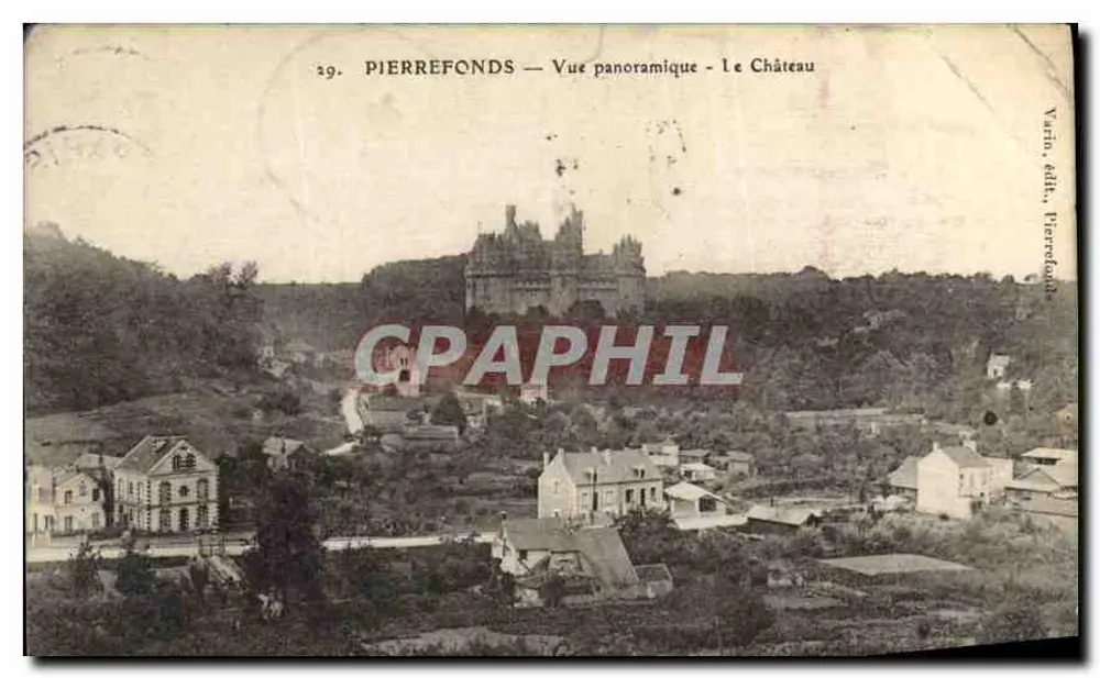 Pierrefonds — Vue panoramique — Le Château — Variot, édit., Pierrefonds - Frente