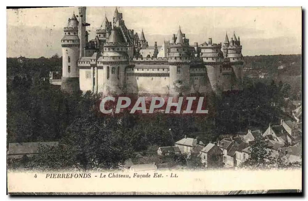 PierreFonds - O Castelo, Fachada Leste - LL - Frente
