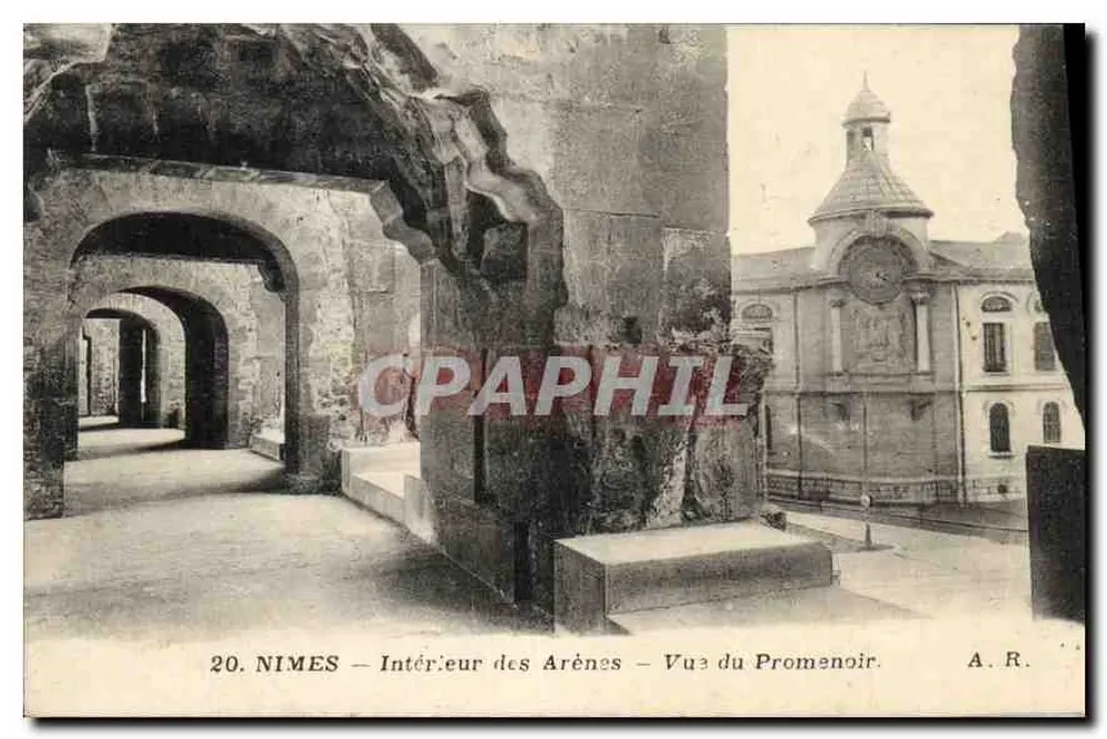 Nîmes — Innere der Arenen — Blick vom Promenadengang — A.R. - Vorderseite