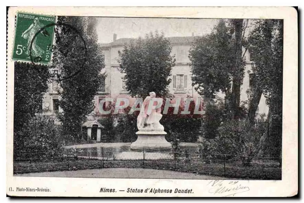 Nîmes — Estátua de Alphonse Daudet — Photo-Nîmes-Redouin - Frente
