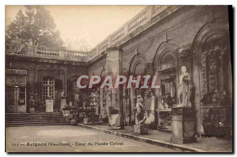 Avignon (Vaucluse) - Cour do Museu Calvet — editor: Museu Calvet, n° 111 - Frente