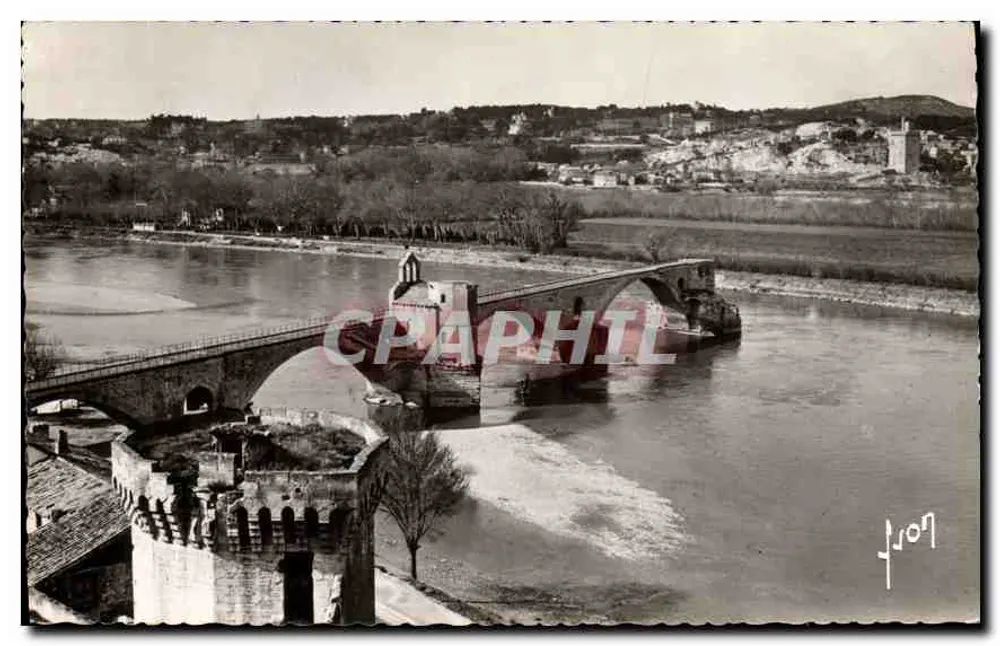 Avignon (Vaucluse) — Panoramablick auf Villeneuve-lès-Avignon — Verlag: Les Éditeurs d'Art - Vorderseite