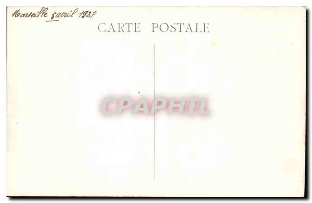 Marseille — Denkmal "Aux Héros de la Mer" und die Kathedrale - Rückseite