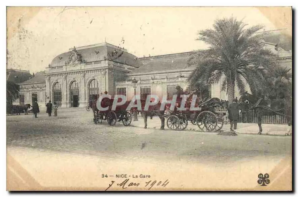 Nice - La Gare — vue de l'édifice principal avec calèches et palmiers, éditeur J. Man, n° 34 - Frente