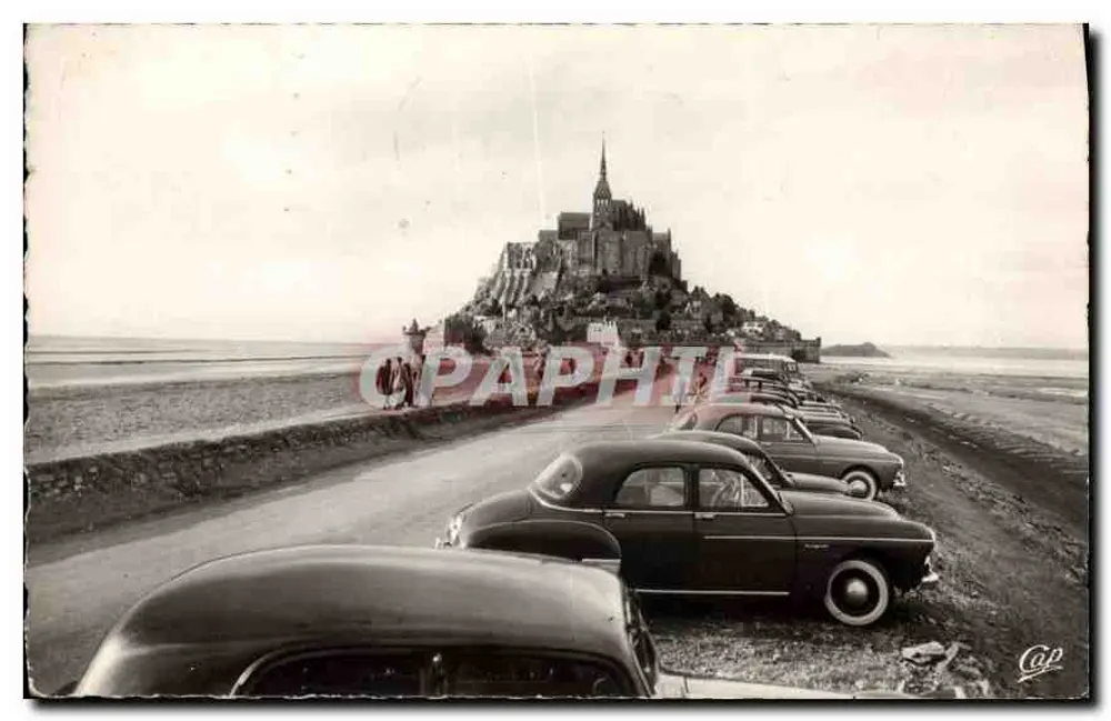 Mont-Saint-Michel — vue depuis la route côtière avec voitures d'époque — éditeur C.A.P. (réel) n°154 - Frente