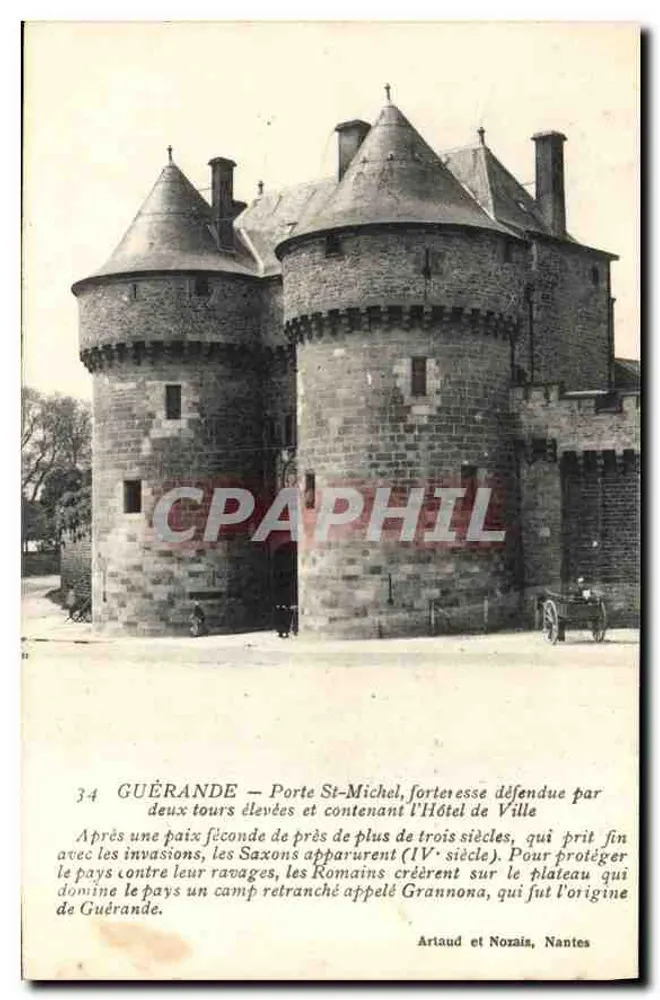 Guérande — Porta Saint-Michel, fortaleza defendida por duas torres altas contendo o Hotel de Ville - Frente