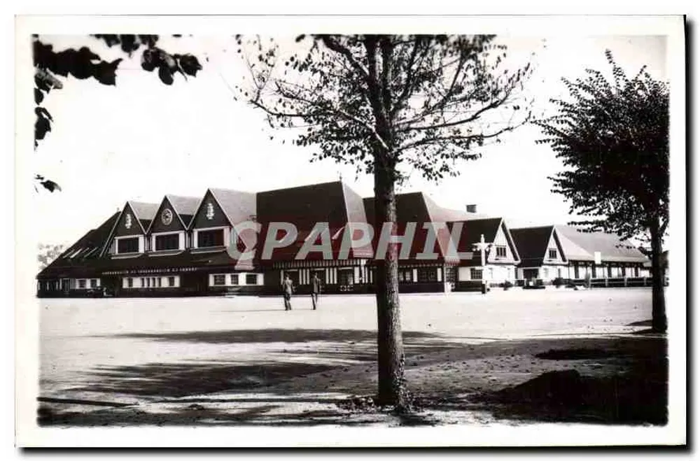 Deauville - Die blühende Strandpromenade — Die Station — Photo Louis (Calvados) - Vorderseite