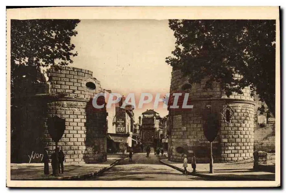 Arles — Tor zur Kavallerie — Éditions d'Art YVON - Vorderseite