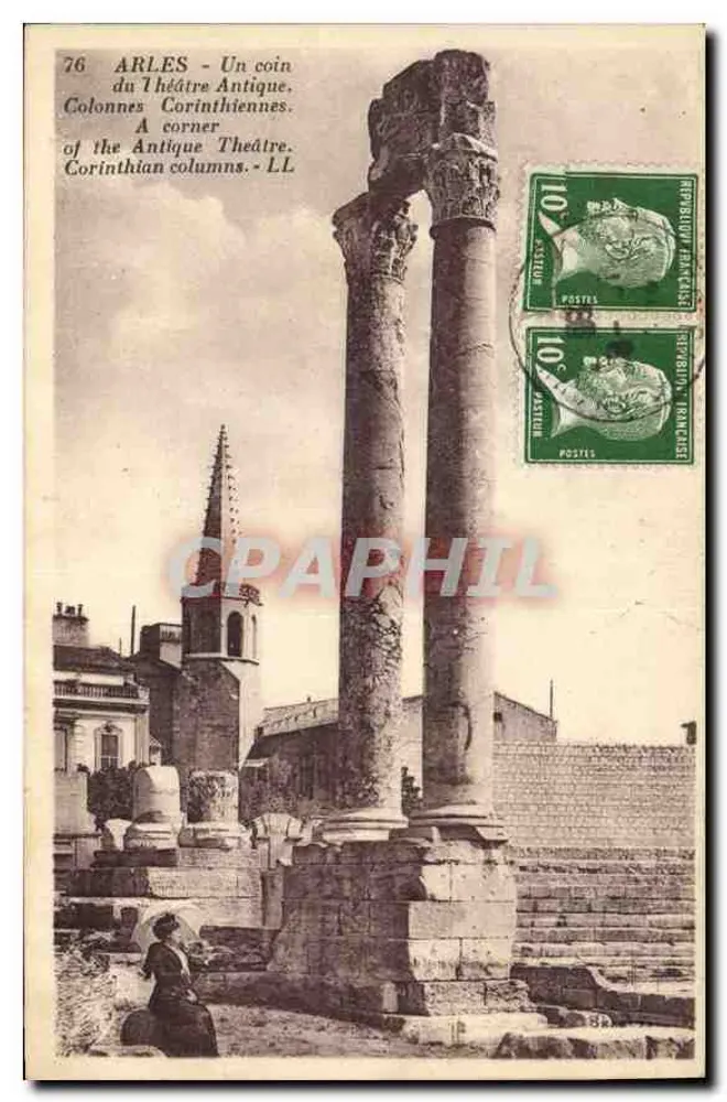 Arles - Ein Eckbereich des antiken Theaters. Korinthische Säulen — LL, n°76 - Vorderseite