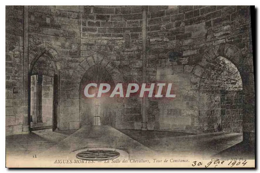 Aigues-Mortes — Die Halle der Ritter, Turm von Constance - Vorderseite