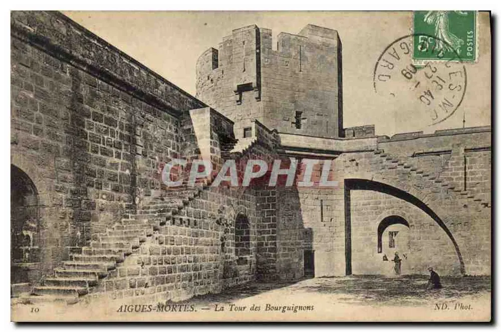 AIGUES-MORTES — Torre dos Borgonheses — ND. Fot. - Frente