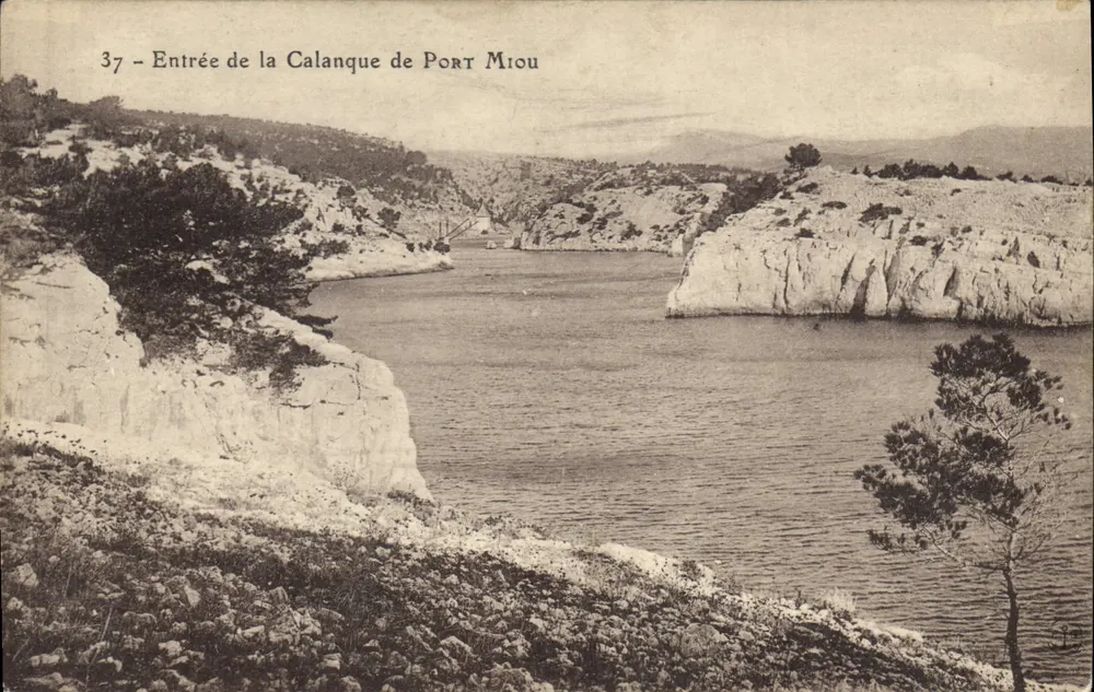 Entrada da Calanque de Port Miou — vista panorâmica — série 37 - Frente