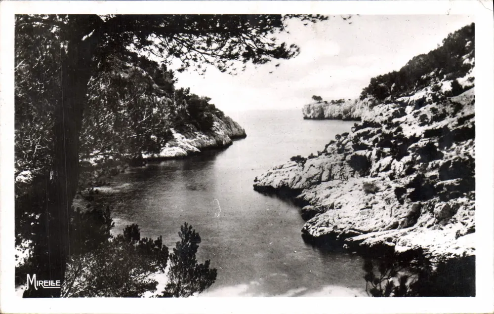 Provencalische Küste — Calanque de Port-Pin bei Cassis — Mireille - Vorderseite