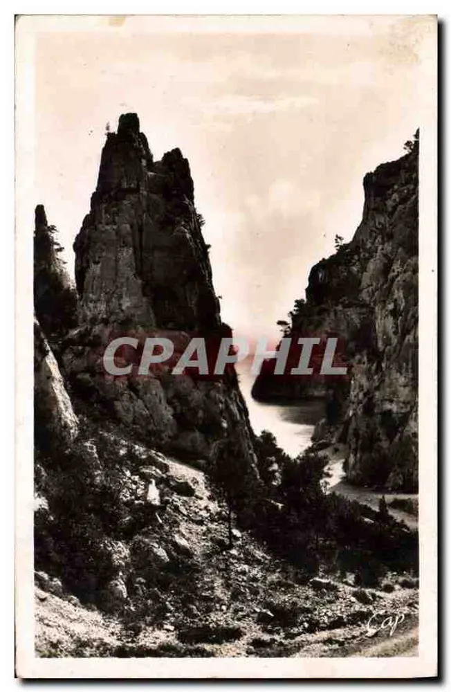 Calanque d'En Vau — A Pirâmide — editor PREAL-PHOTO-CANNES - Frente
