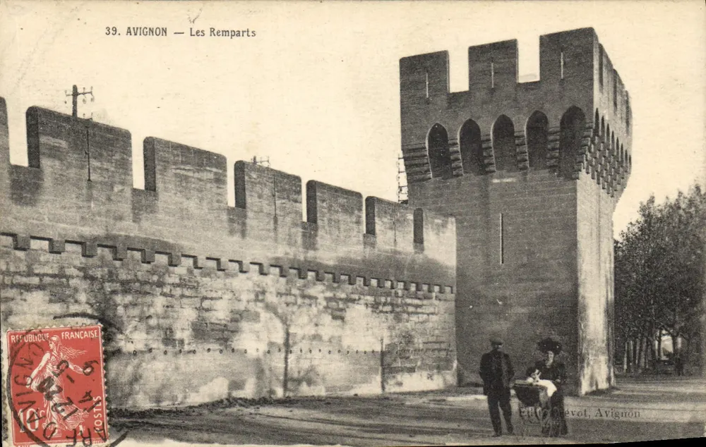 Avignon — Os Muros — Ed. Reverot, Avignon - Frente