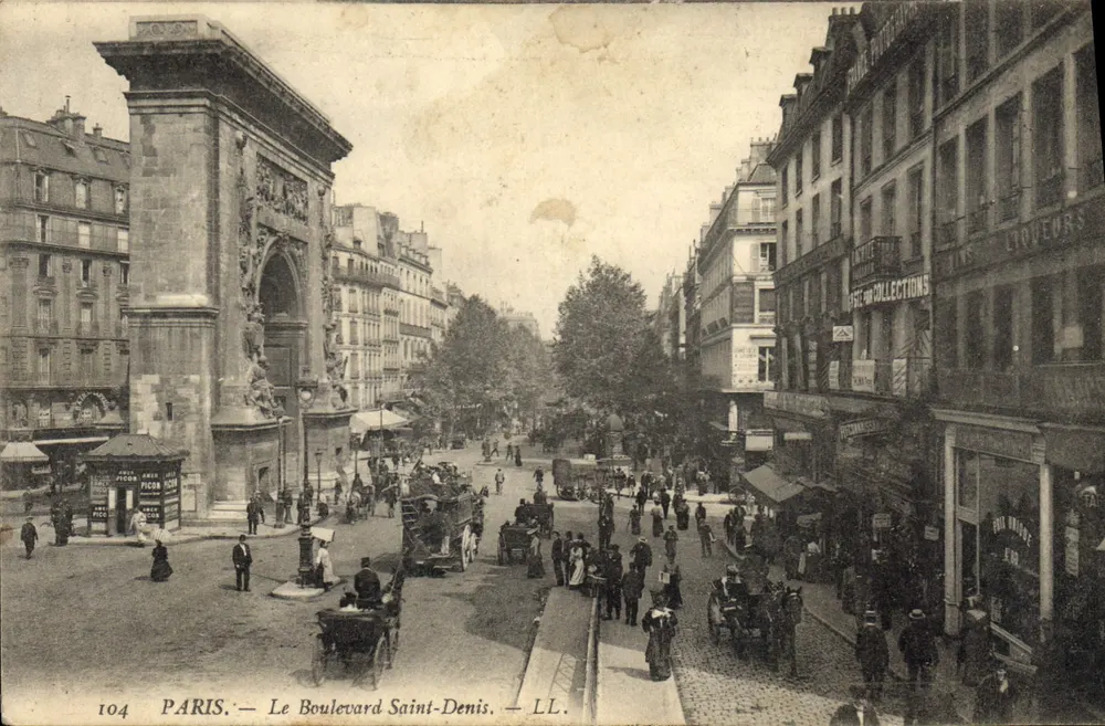 PARIS — O Boulevard Saint-Denis — LL. — n°104 - Frente