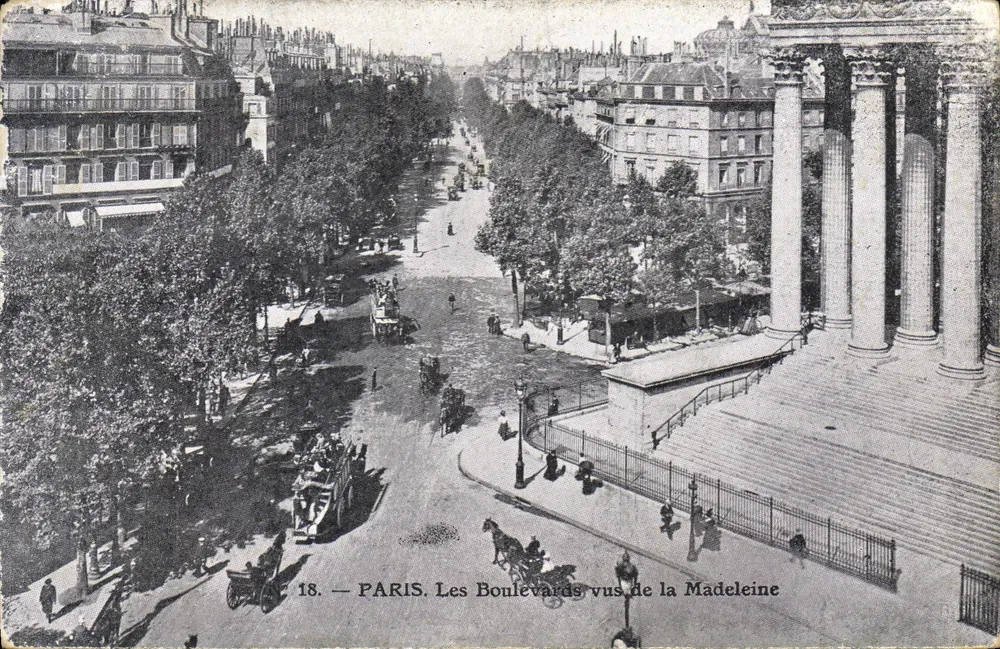 Paris — Os Boulevards vistos da Madeleine — n°18 - Frente
