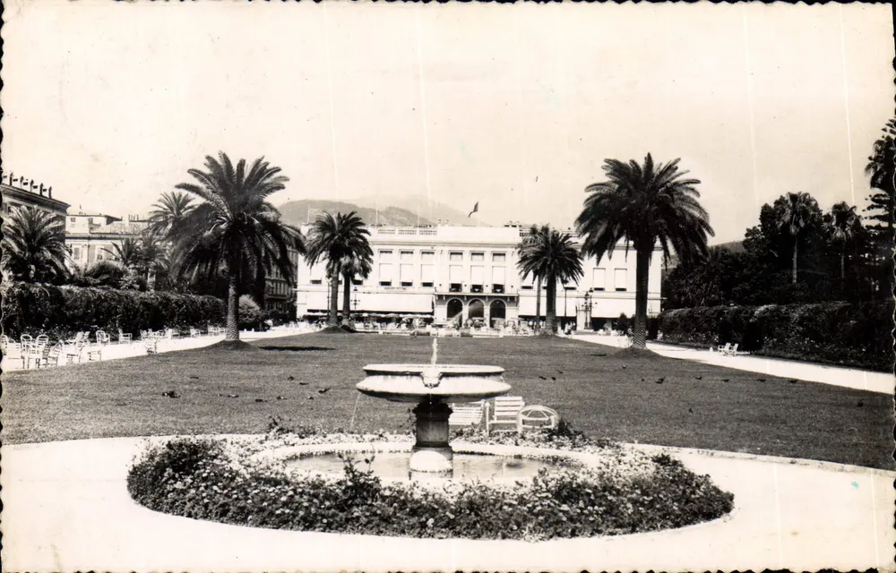 Jardim de inverno de Nice — vista do parque com fonte — Edição AZUR, n° 314 - Frente