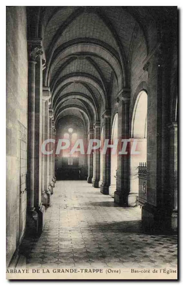Abbaye de la Grande-Trappe (Orne) — Seitenchor der Kirche - Vorderseite