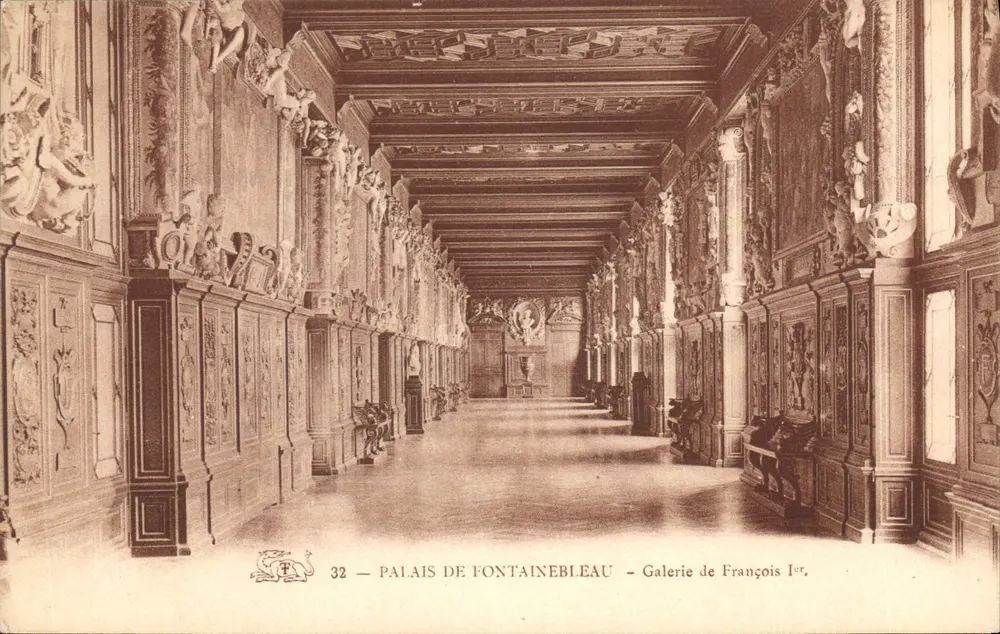 Schloss Fontainebleau — Galerie von François I. — n°32 - Vorderseite