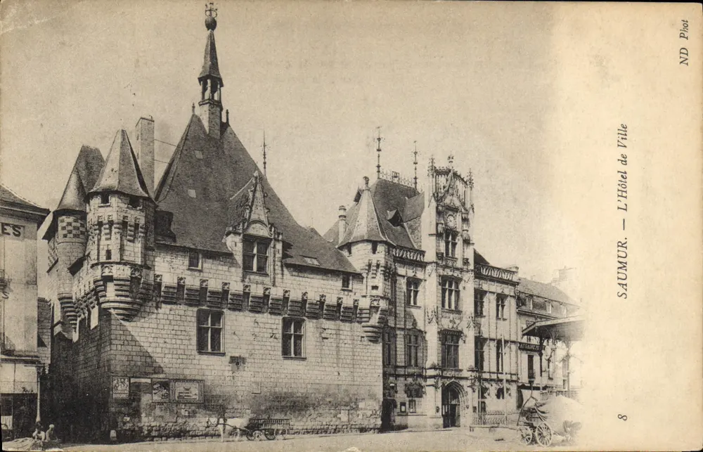 Saumur — O Hotel de Ville — ND Phot, n°8 - Frente