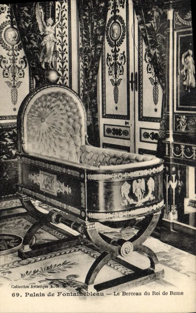 Palast von Fontainebleau — Das Wiegenbett des Königs von Rom - Vorderseite