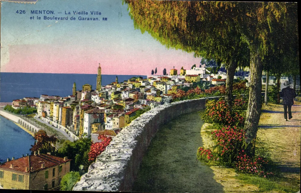 Menton — La Vieille Ville et le Boulevard de Garavan — RM - Vorderseite