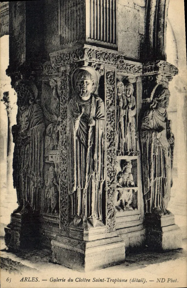 Arles — Galerie des Cloîtres Saint-Trophime (Detail) — ND Pbot. - Vorderseite
