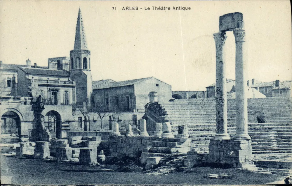 Arles - O Teatro Antigo — editor desconhecido, n° de série 71 - Frente