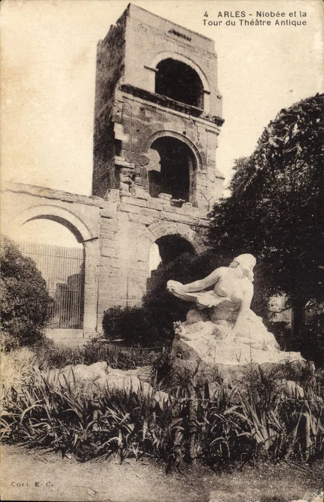 Arles - Niobée und die Turm des antiken Theaters — Coll. E.C. - Vorderseite