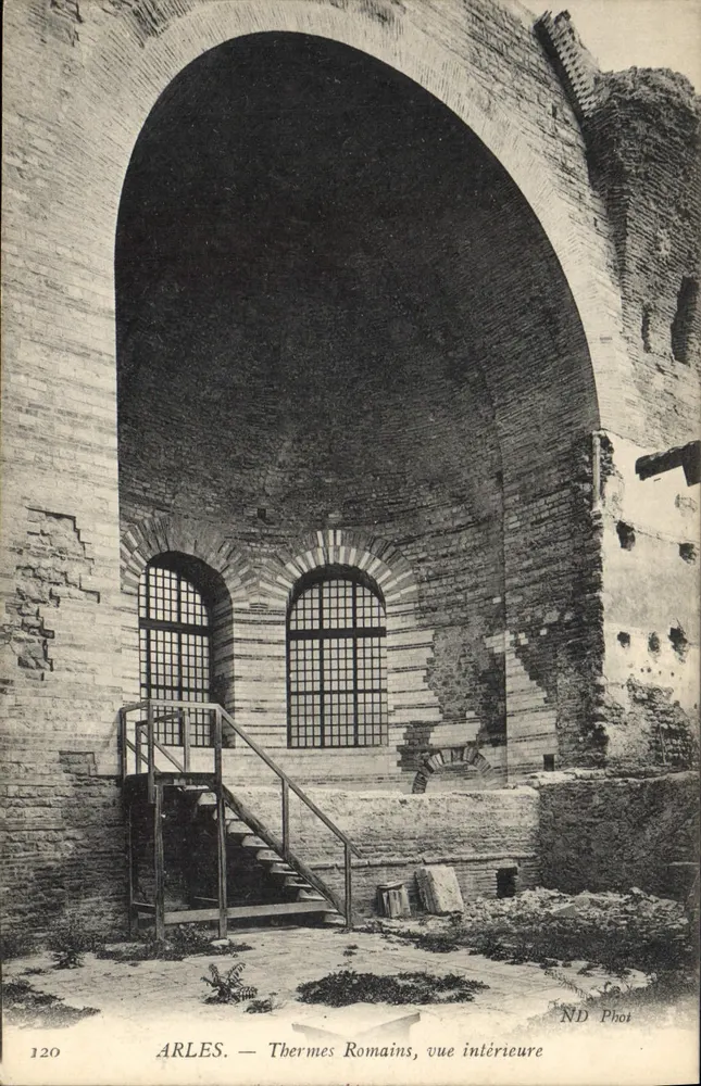 Arles — Termas Romanas, vista interior — ND Phot, n° 120 - Frente