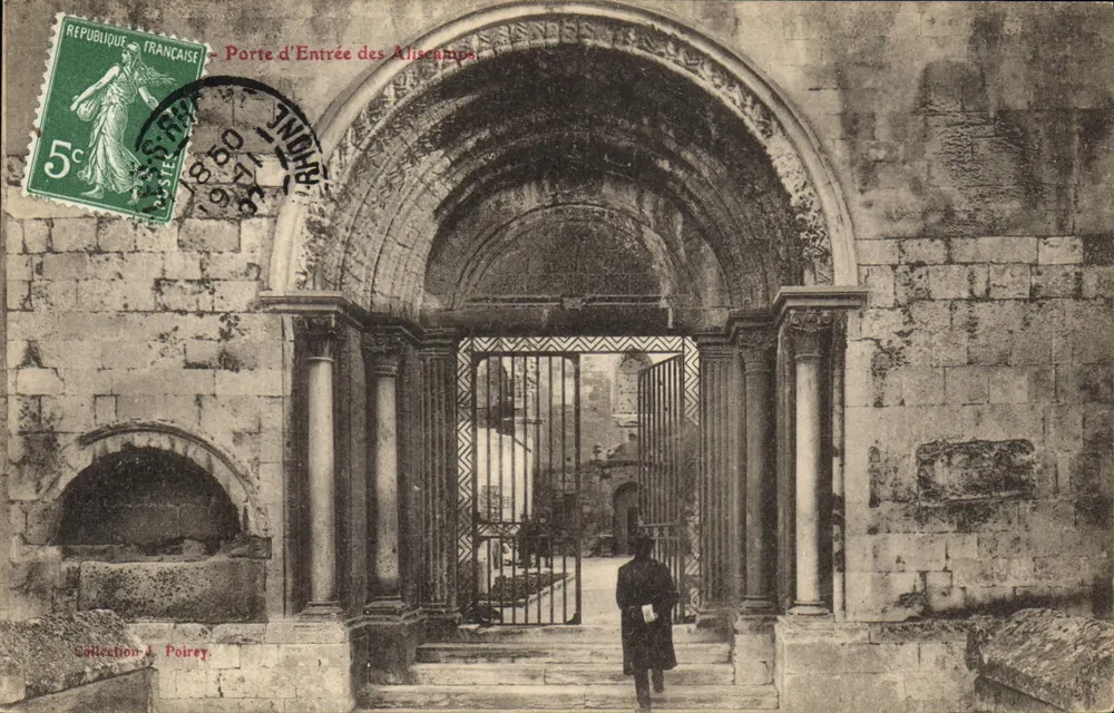 Porta de Entrada dos Aliscamps — Aliscamps, França — Coleção A. Poirey - Frente