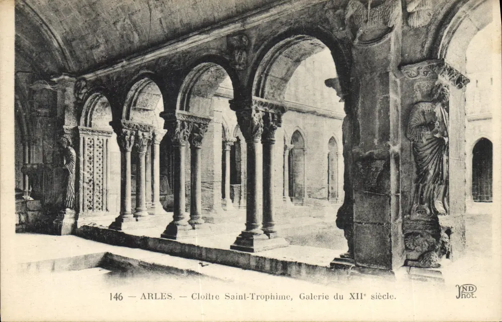 Arles — Cloître Saint-Trophime, Galerie des 12. Jahrhunderts — JND Phot. - Vorderseite