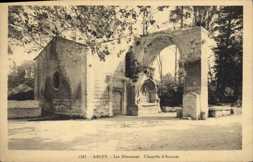 Les Aliscamps - Capela de Accurse — Arles, edição 'La Cigogne', n° 1347 - Frente