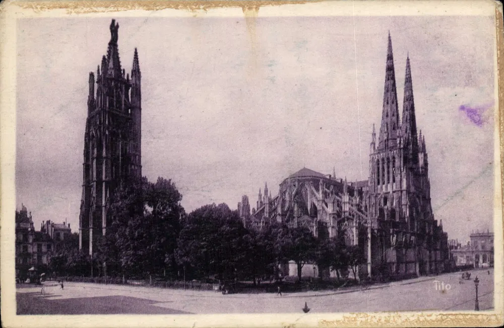 Bordeaux — Die Kathedrale und die Tour Pey-Berland — Tito - Vorderseite