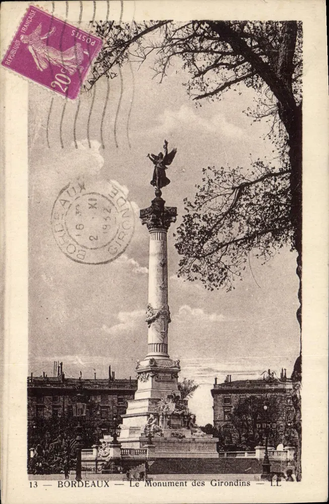Bordeaux — O Monumento dos Girondinos — LL - Frente