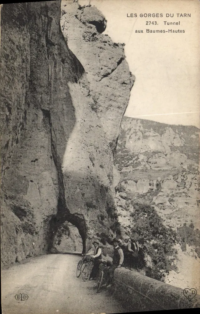 Die Gorges du Tarn — Tunnel bei Baumes-Hautes — E.D. Nr. 2743 - Vorderseite
