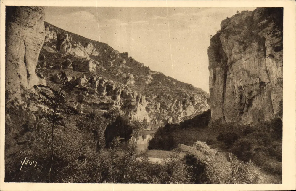 Gorges du Tarn — Le Cirque des Beaumes (Lozère) — Éditions d'Art Yvon - Vorderseite