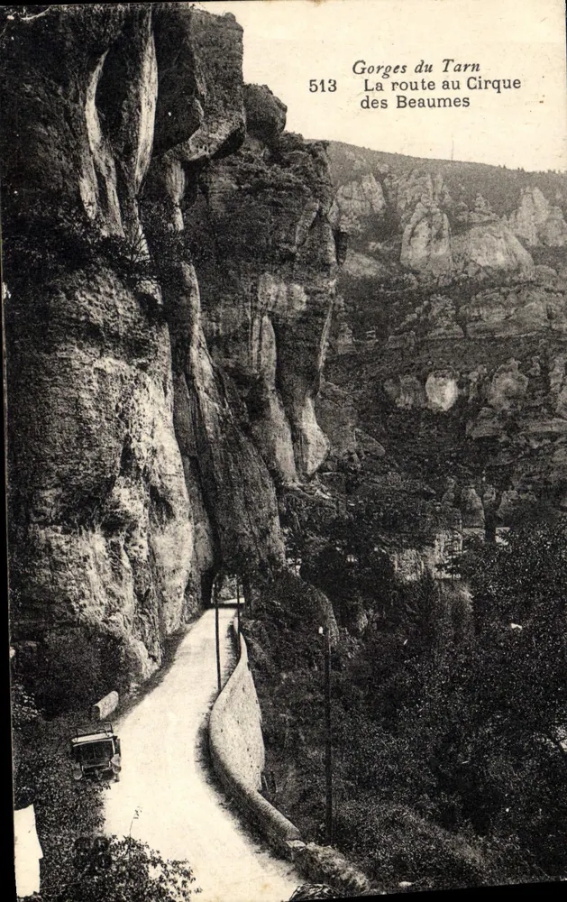 Gorges do Tarn — A estrada no Cirque dos Beaumes — n° 513 - Frente