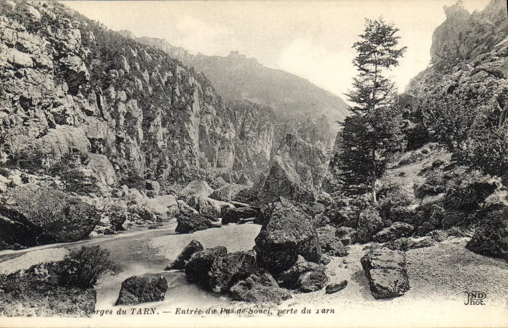 Gorges des TARN — Eingang zum Pas de Souci, Tor des Tarn — IND Phot. - Vorderseite