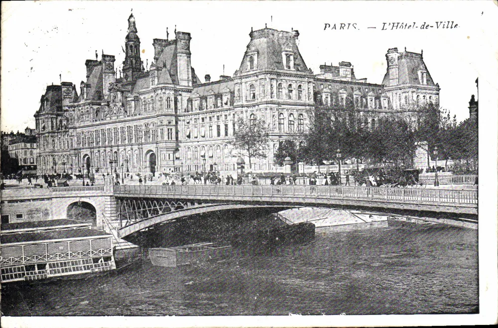 Paris — O Hôtel-de-Ville — vista com o ponte e a Seine - Frente