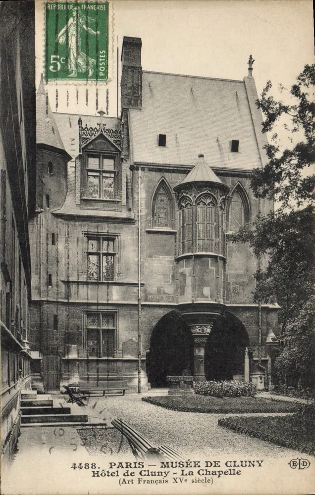 Paris — Musée de Cluny — Hôtel de Cluny — Die Kapelle (französisches Kunstwerk 15. Jahrhundert) - Vorderseite
