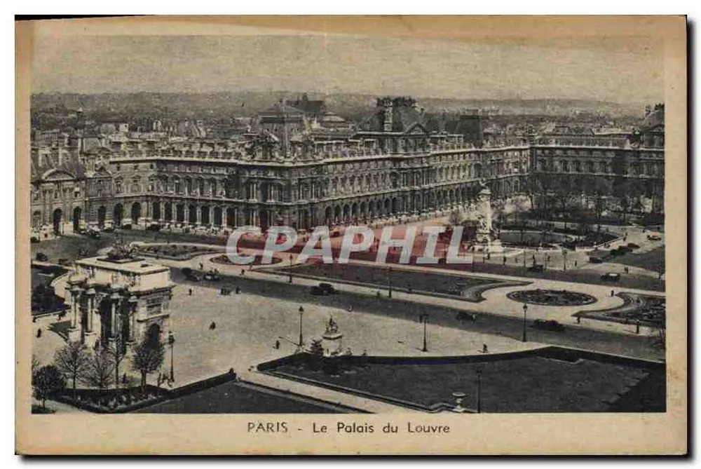 Paris - O Palácio do Louvre — vista aérea - Frente