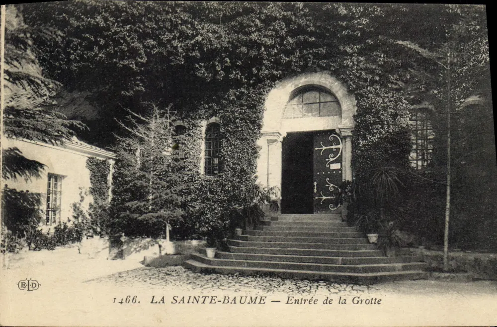 La Sainte-Baume — Entrada da Gruta — E.D. n°1466 - Frente