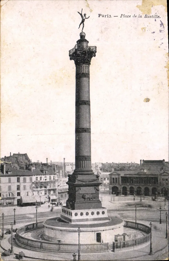 Paris — Praça da Bastilha — Coluna da Bastilha - Frente
